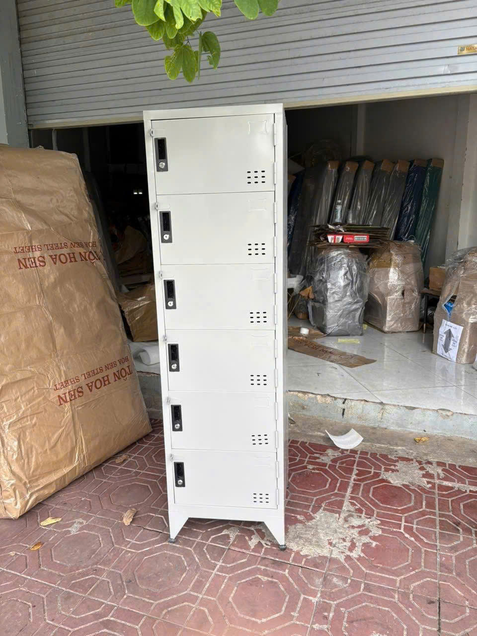 Tủ locker 6 tầng phù hợp phòng đông người