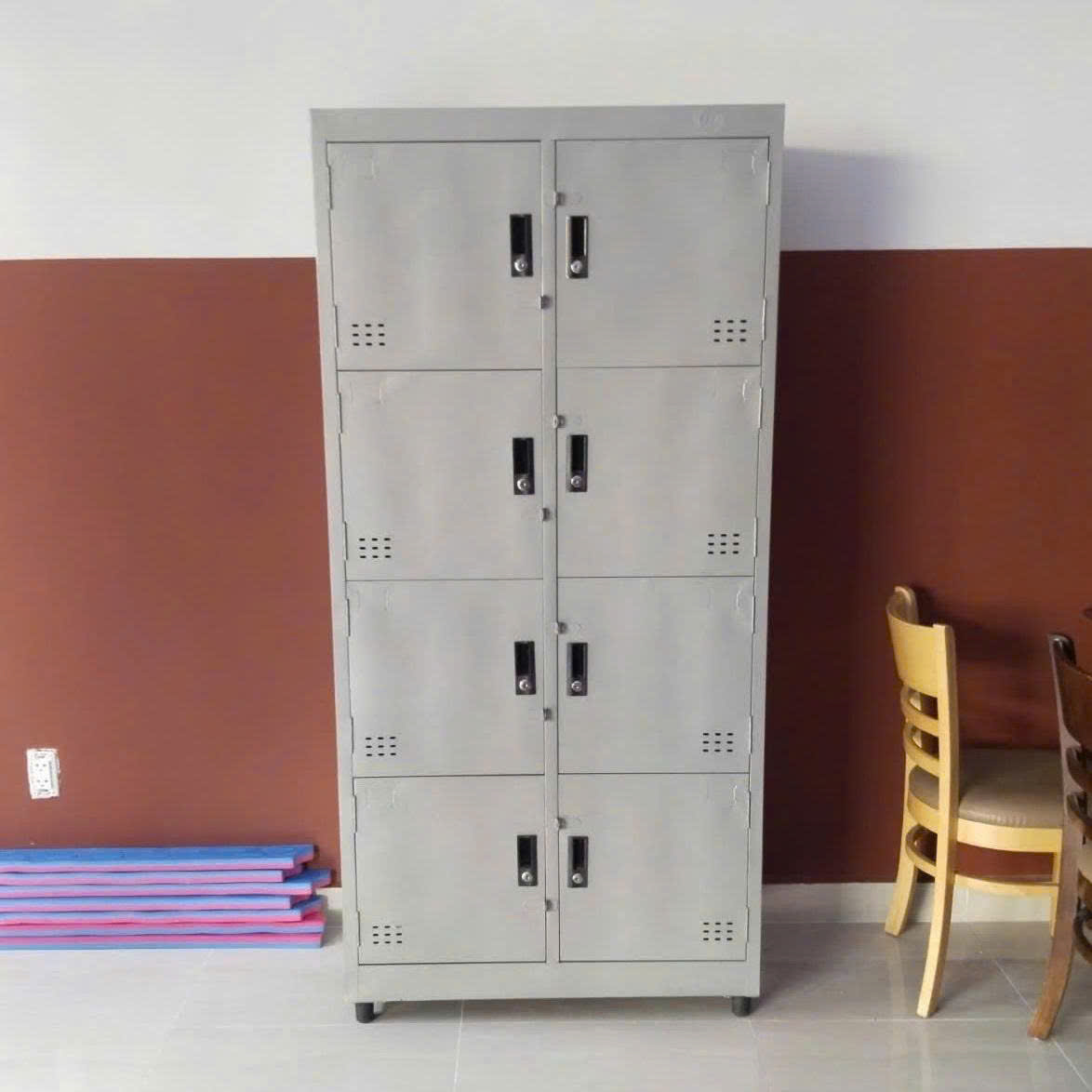 Tủ locker 8 cửa