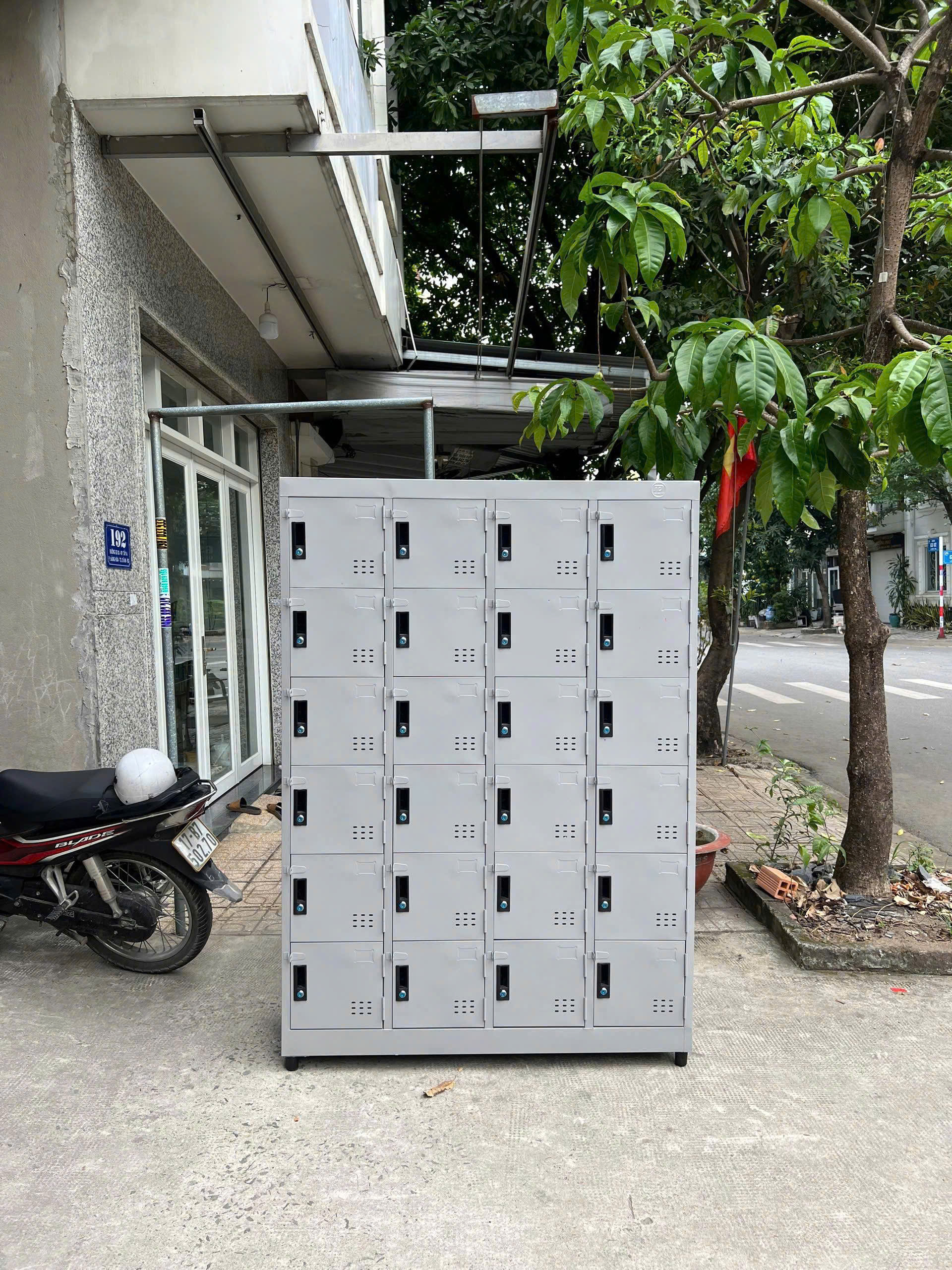tu-locker-24-cua